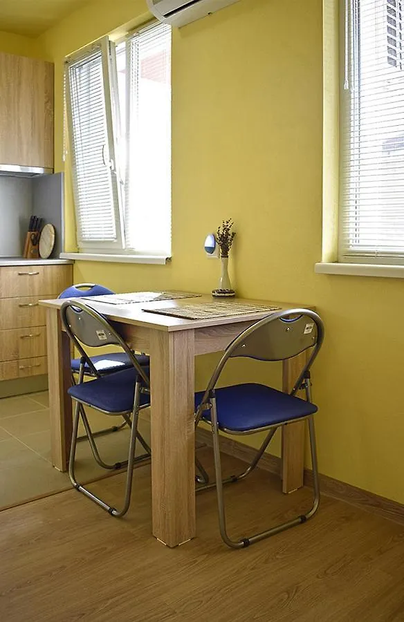 Starlight Studios Burgas 0*,